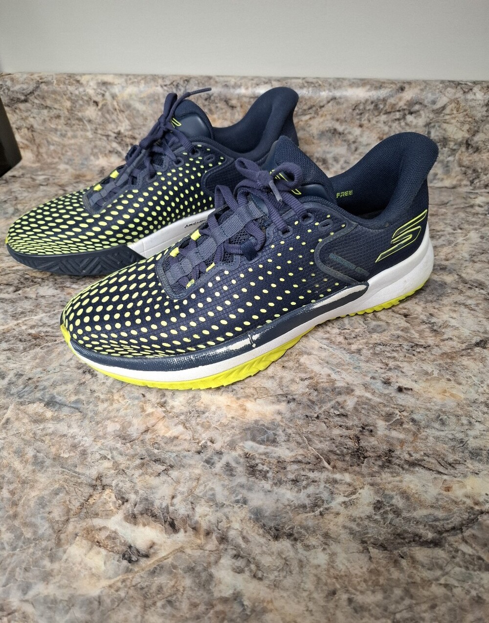 Skechers Viper Court Elite Goodyear Mens Pickleball Shoes (Navy/Yellow) Size 10